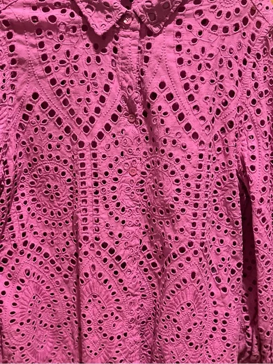 33. WOMENS CHICO’S 2.5/L DETAIL TOP - Picture 5 of 7